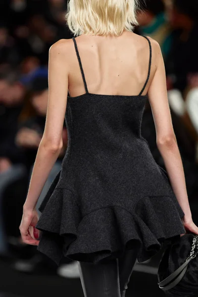 Look 55